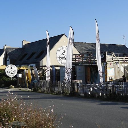 Les Volets Bleus Bed and Breakfast Saint-Guénolé Esterno foto